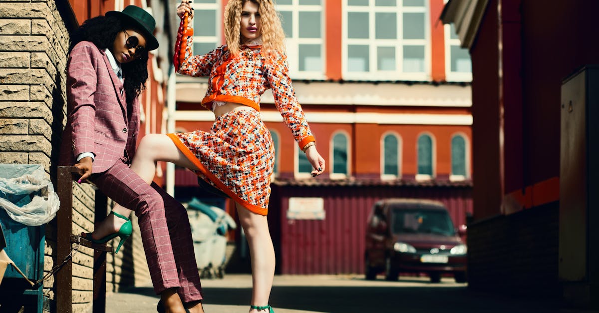 découvrez les dernières tendances de la mode avec notre sélection unique de vêtements, accessoires et conseils style. restez à la pointe de la fashion et exprimez votre personnalité à travers des looks inspirants.