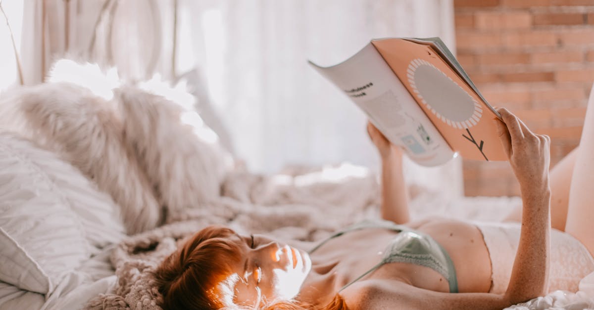 découvrez notre collection de lingerie élégante et confortable, conçue pour sublimer votre silhouette tout en vous offrant un maximum de bien-être. explorez des styles variés allant des incontournables classiques aux modèles audacieux qui mettent en valeur votre féminité.
