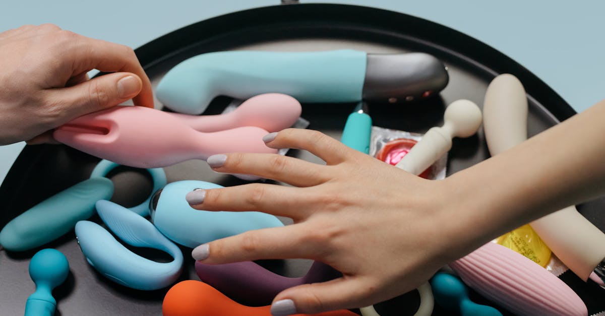 découvrez notre sélection diversifiée de sex toys qui célèbrent le plaisir et l'intimité. explorez des options adaptées à tous les goûts et fantasmes pour des moments de sensualité inoubliables.