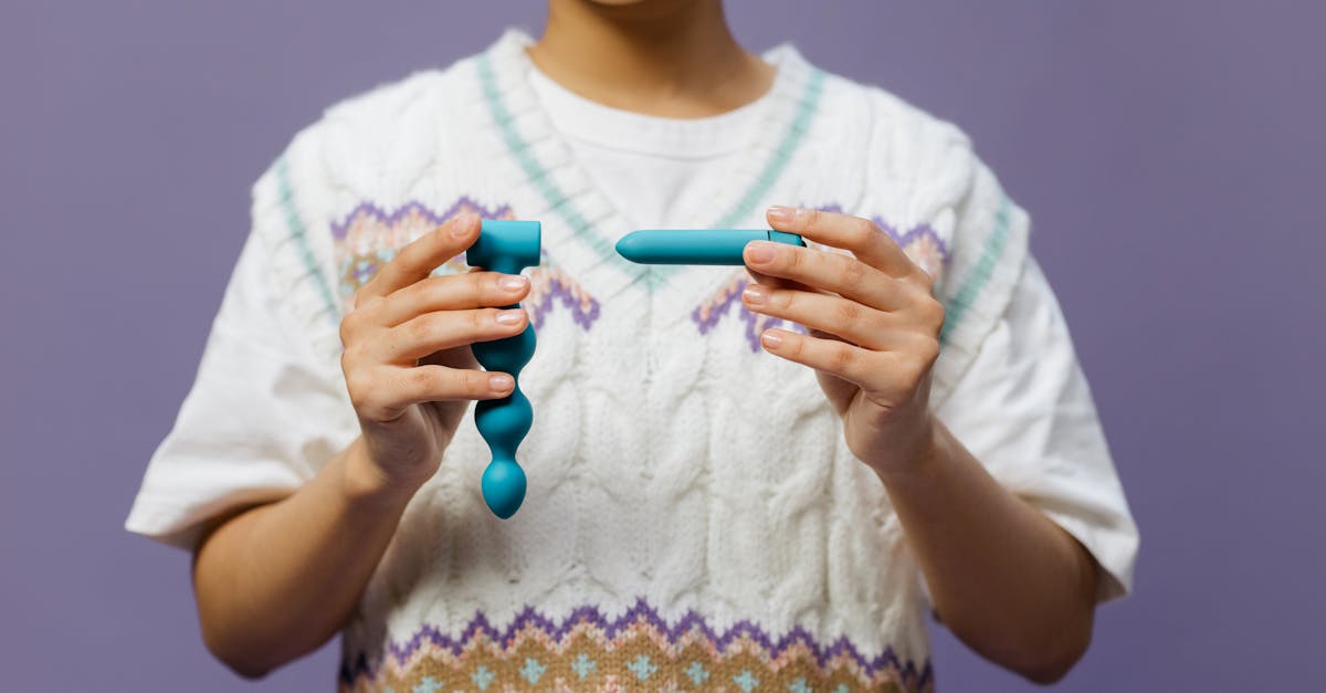 découvrez notre sélection de sextoys de qualité pour pimenter vos moments intimes. que vous soyez en solo ou en couple, explorez une gamme variée d'objets érotiques adaptés à tous les désirs et toutes les préférences. assurez-vous de vivre des expériences sensorielles uniques et enrichissantes.
