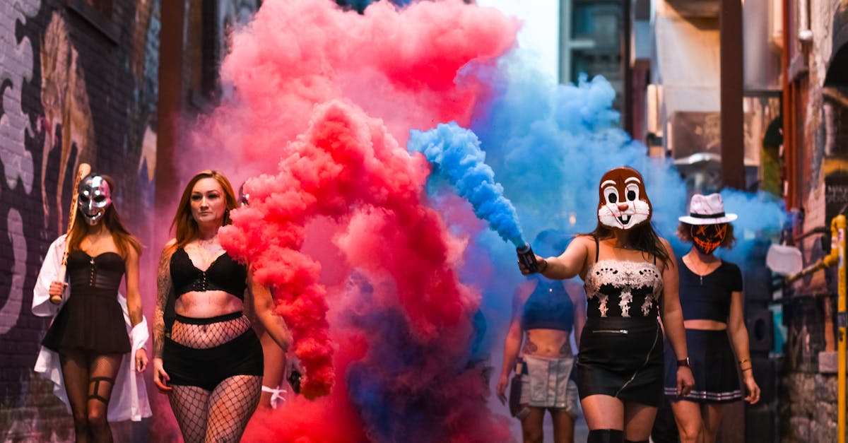 découvrez notre sélection de costumes sexy qui allient charme et audace. parfaits pour vos soirées à thème, carnaval ou halloween, nos modèles variés sauront vous mettre en valeur tout en ajoutant une touche d'éclat à vos événements. osez vous démarquer avec des costumes qui séduisent !