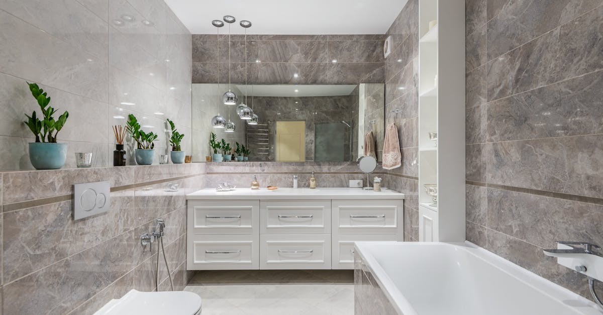 découvrez notre sélection d'accessoires de douche pour améliorer votre expérience de bain. que ce soit des supports pour douche, des rideaux, des tapis antidérapants ou des porte-savons, nous avons tout ce qu'il vous faut pour rendre votre salle de bain fonctionnelle et élégante.