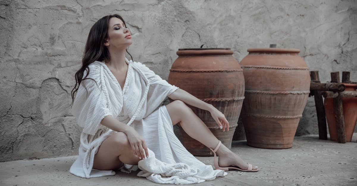 découvrez notre robe en terracotta, alliant élégance et confort. parfaite pour toutes les occasions, cette pièce incontournable met en valeur votre silhouette tout en ajoutant une touche de chaleur à votre garde-robe.