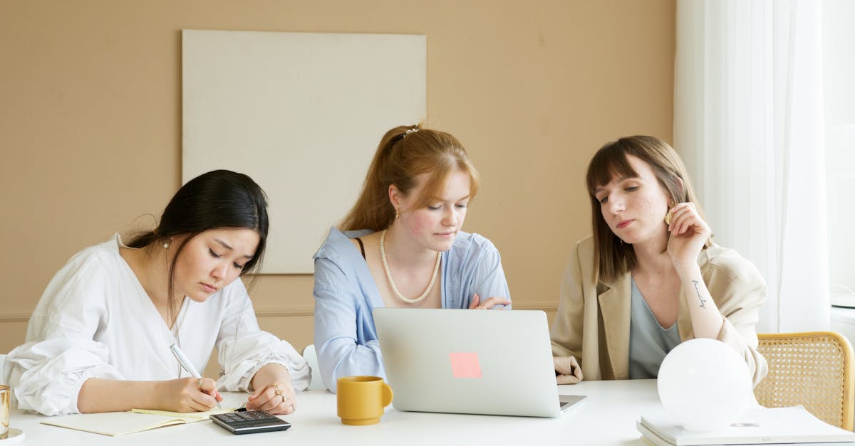 découvrez une sélection complète de ressources business pour accompagner la croissance de votre entreprise : conseils, outils, guides et actualités pour entrepreneurs et professionnels.