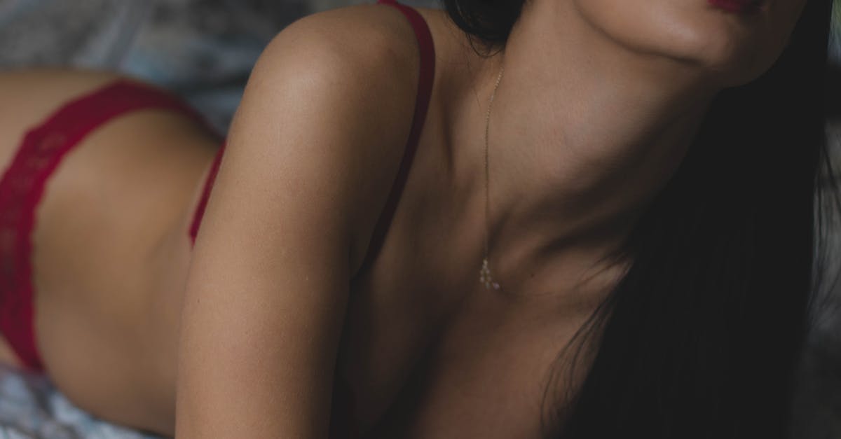 découvrez notre collection de lingerie élégante et raffinée : soutiens-gorge, culottes, ensembles et accessoires pour sublimer votre féminité au quotidien. confort, style et séduction au rendez-vous.